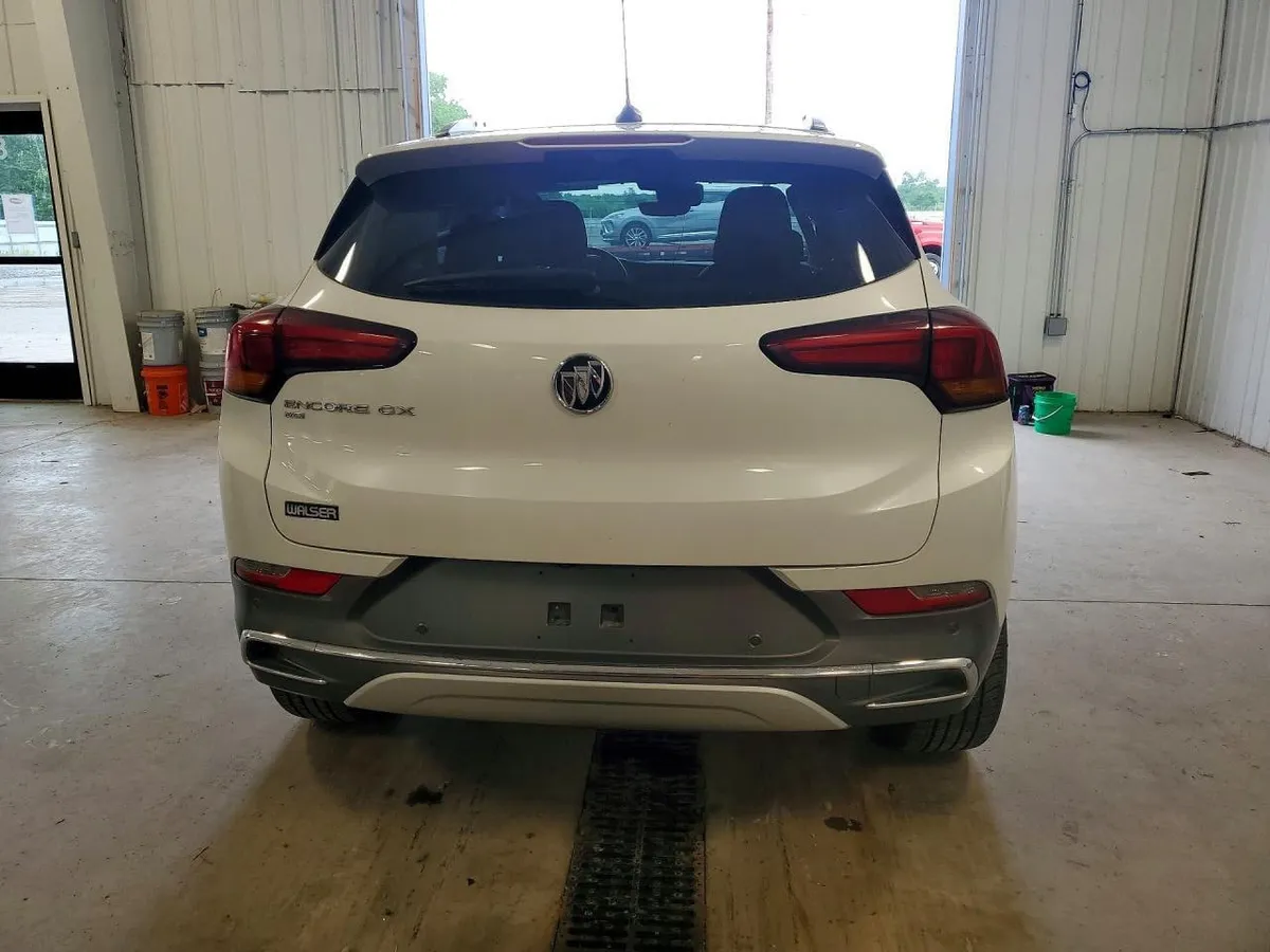 BUICK ENCORE ESSENCE 2022