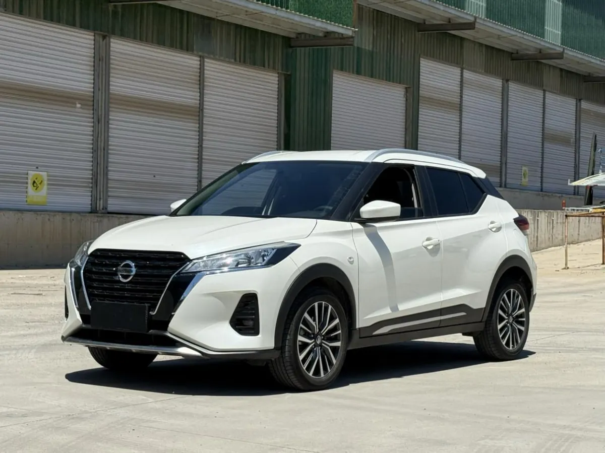 NISSAN KICKS 2022
