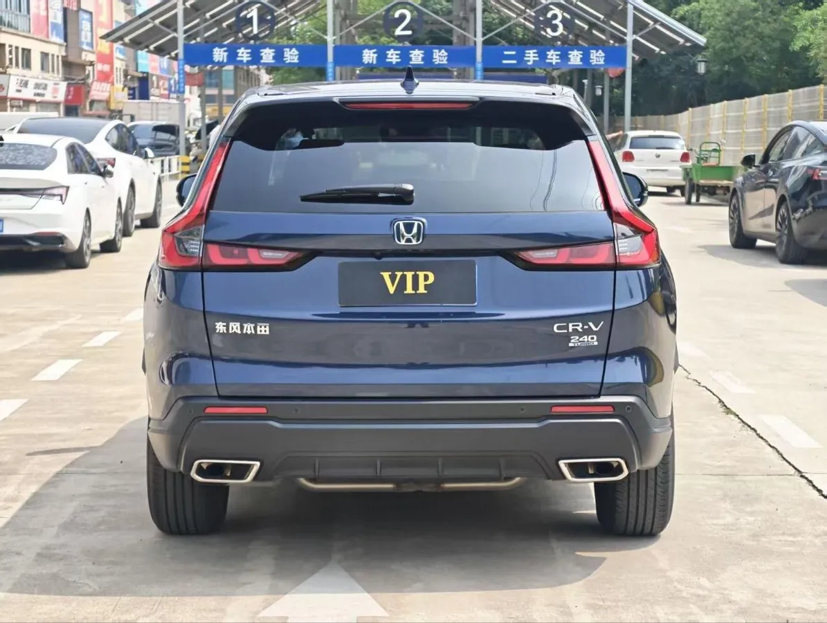 HONDA CR-V 2023