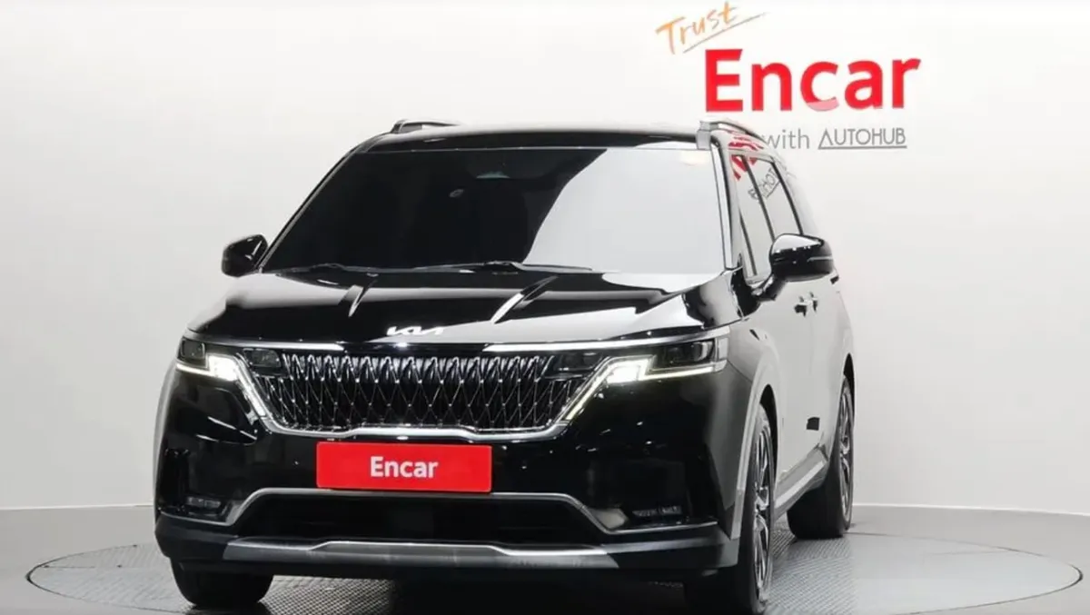 KIA CARNIVAL NOBLESSE 2022