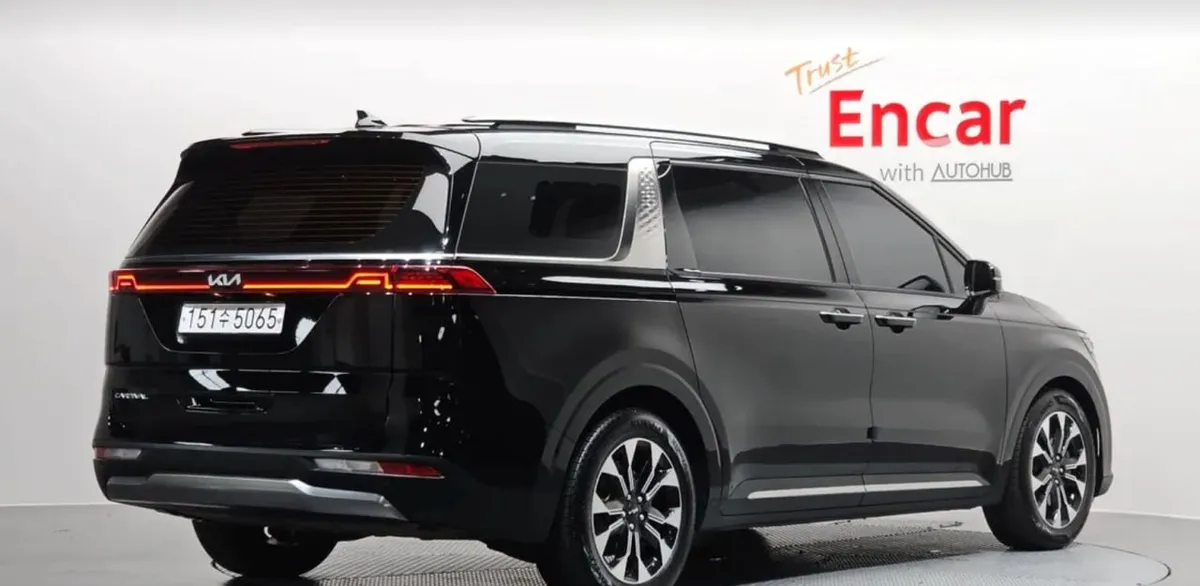KIA CARNIVAL NOBLESSE 2022