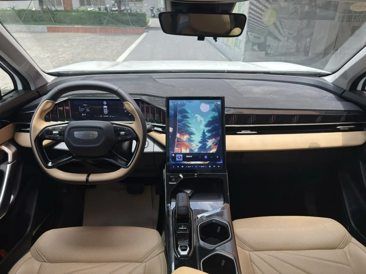 GEELY BOYUE L PREMIUM 2023