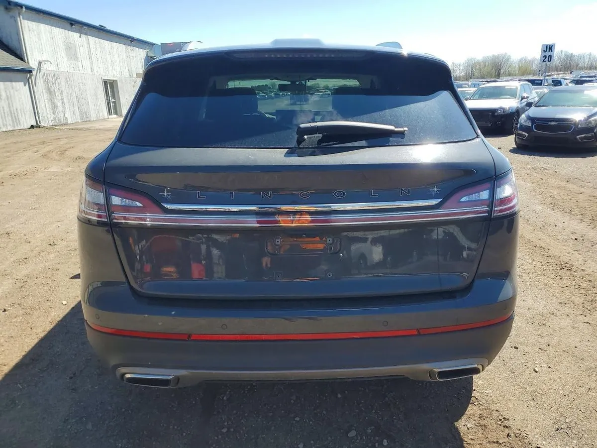LINCOLN NAUTILUS BLACK LABEL 2023