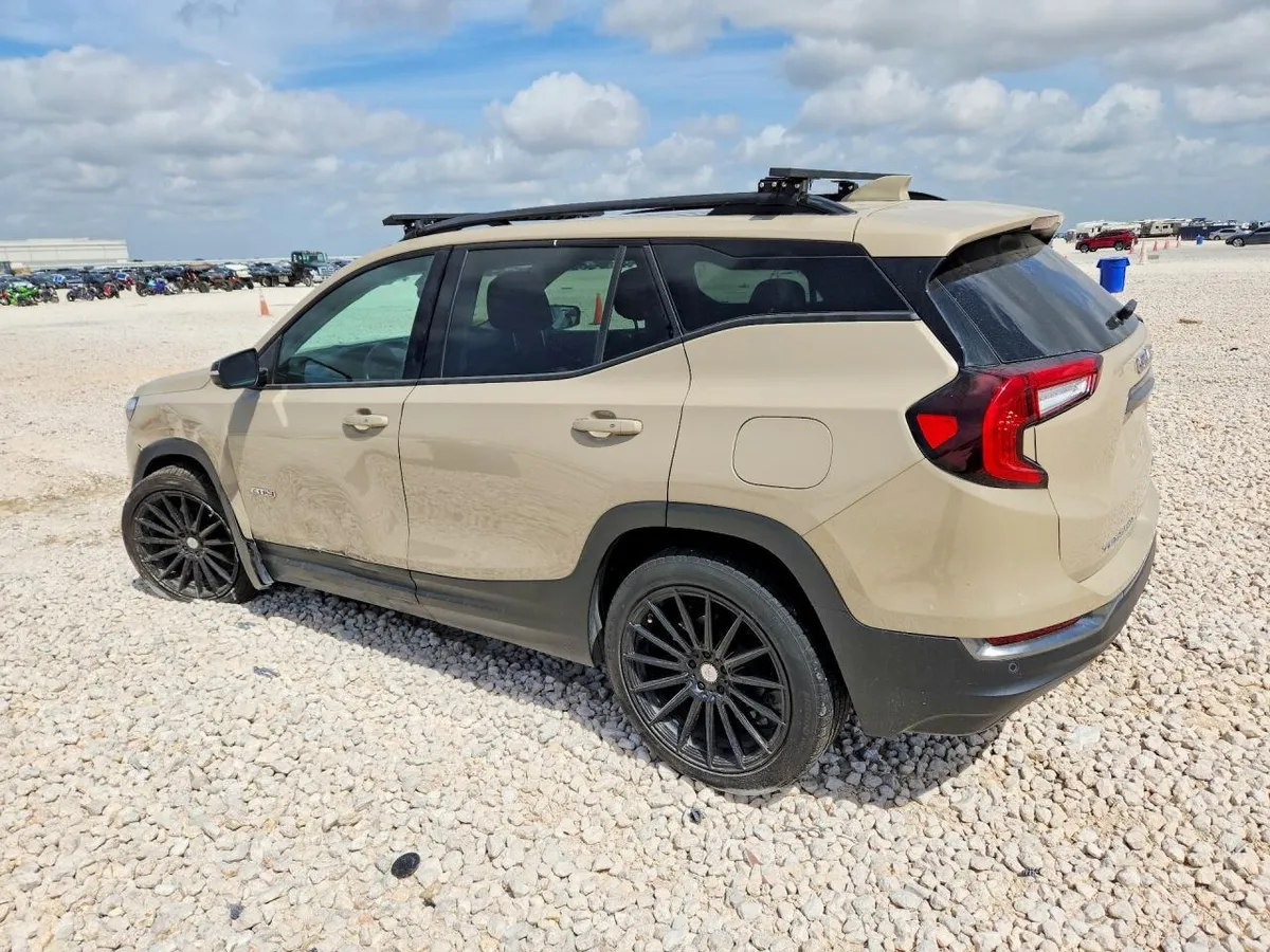 GMC TERRAIN AT4 2023
