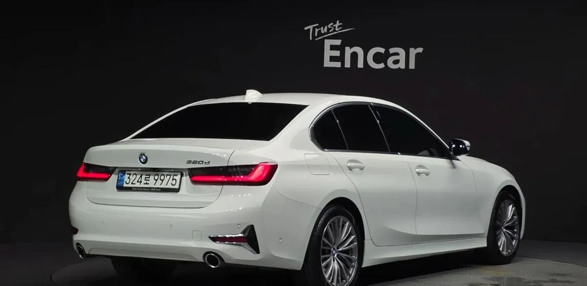 BMW 320D LUXURY 2021