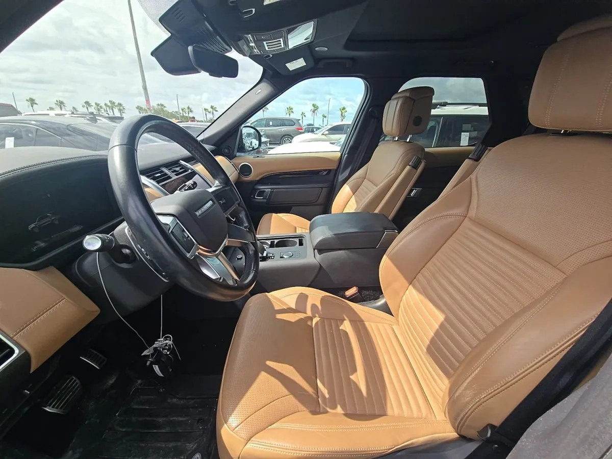 LAND ROVER DISCOVERY R-DYNAMIC S 2023