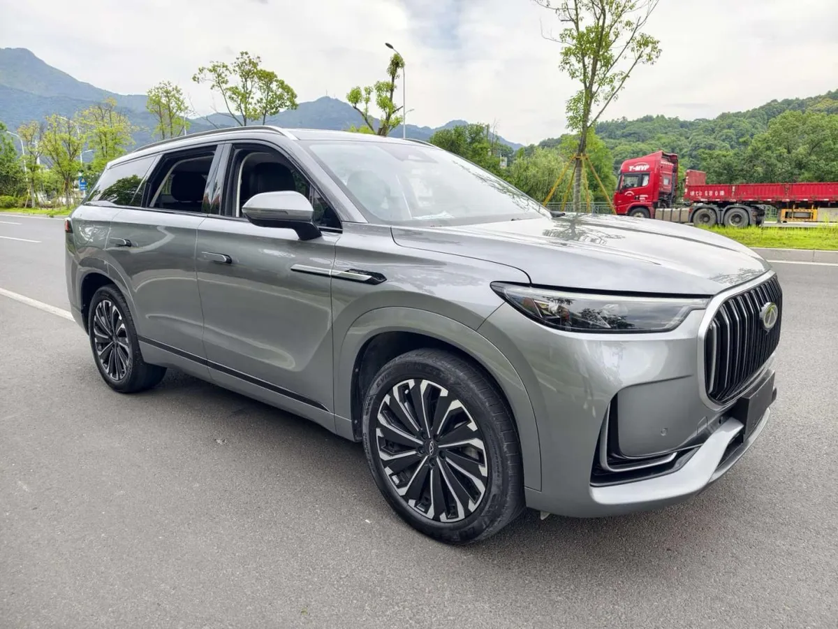 GEELY MONJARO LUXURY 2023