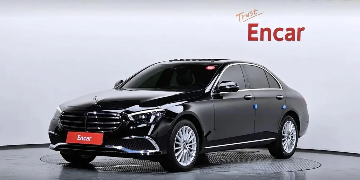 MERCEDES-BENZ W213 E220D 4MATIC 2021