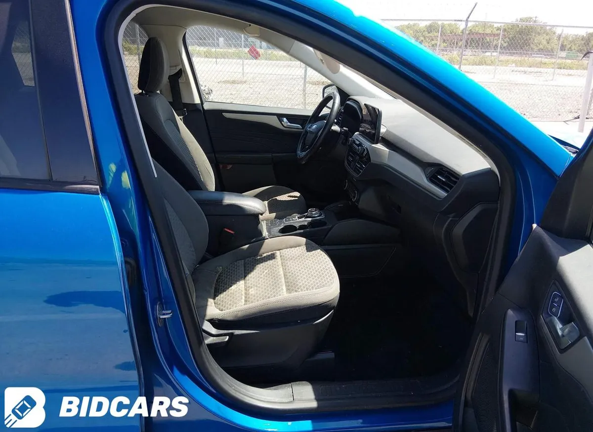 FORD ESCAPE SE 2021
