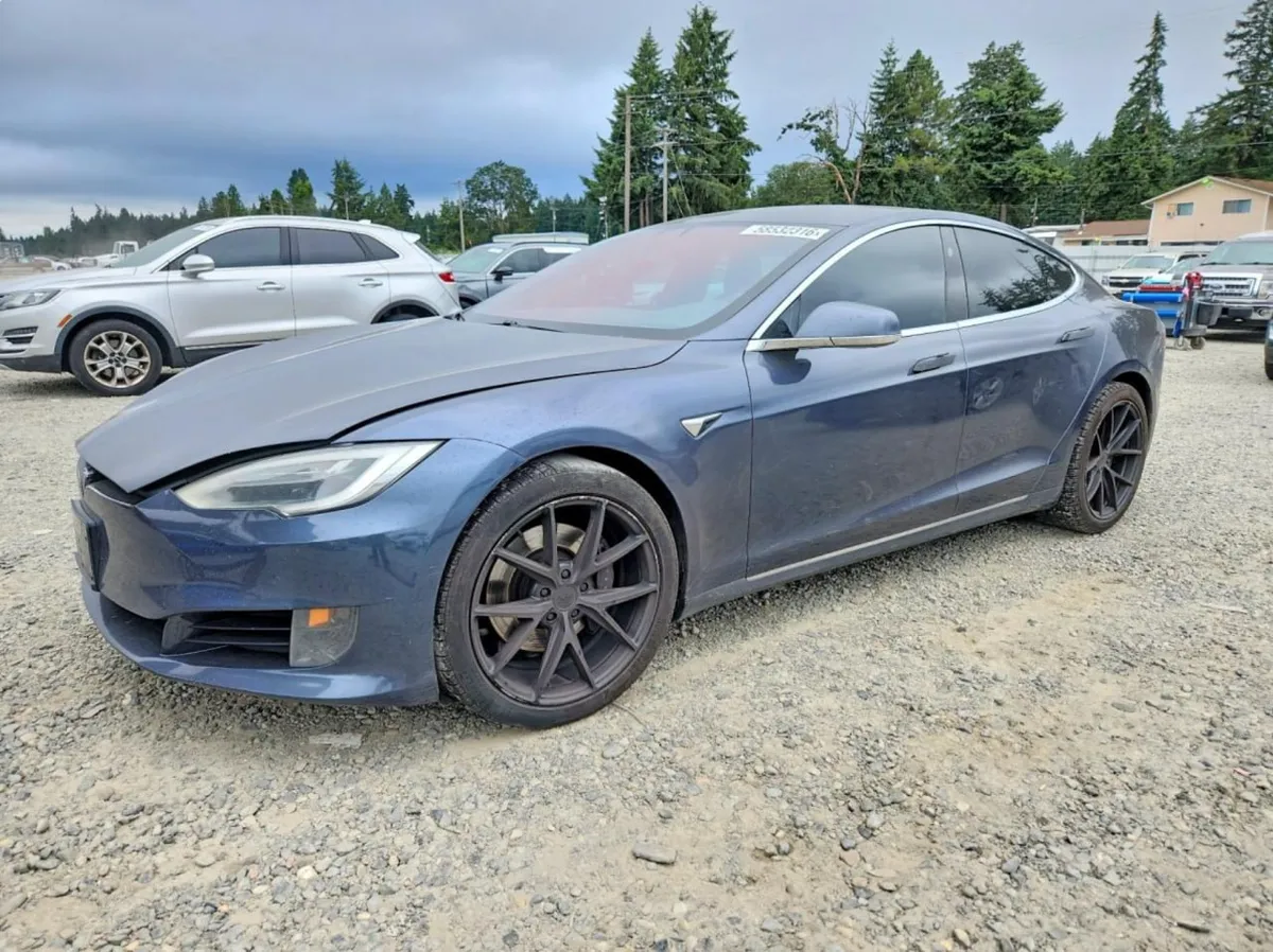 TESLA MODEL S 2017