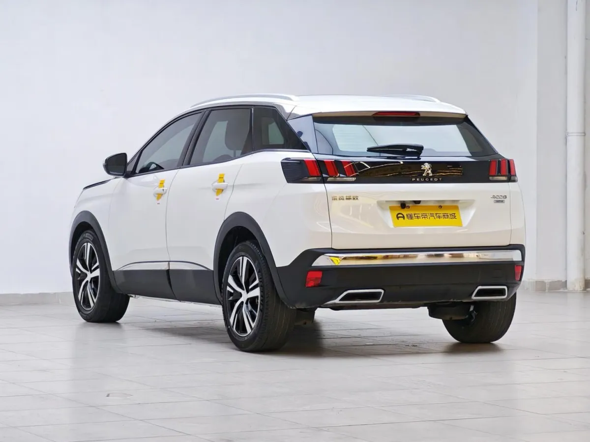 PEUGEOT 4008 2026