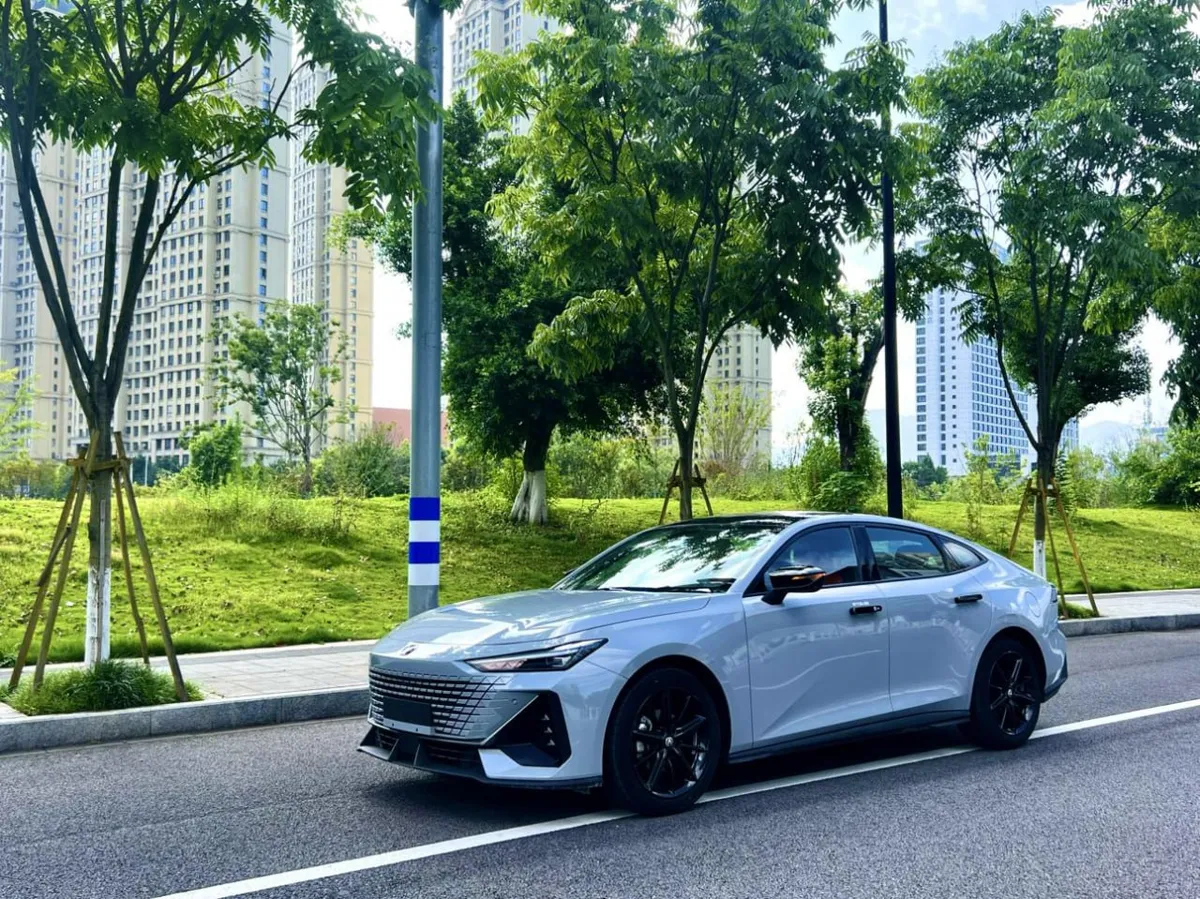 CHANGAN UNI-V PREMIUM 2022