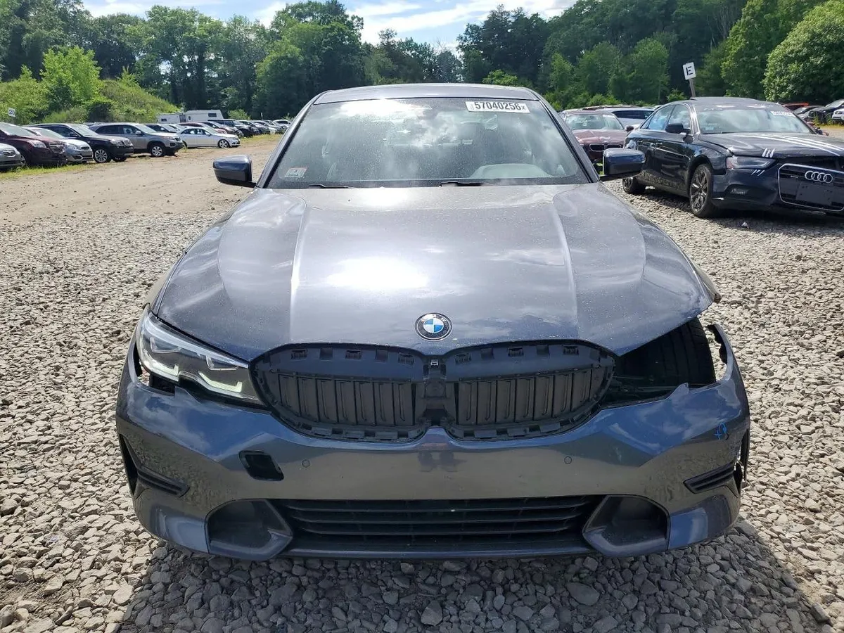 BMW 330XI 2022