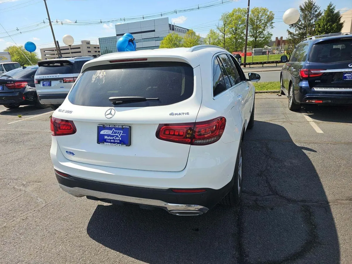 MERCEDES-BENZ GLC 300 4MATIC 2022