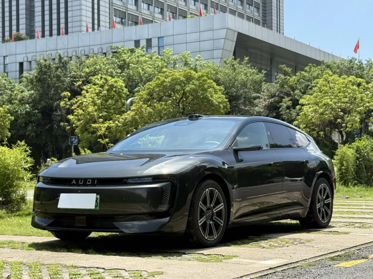 AUDI E5 SPORTBACK 2026
