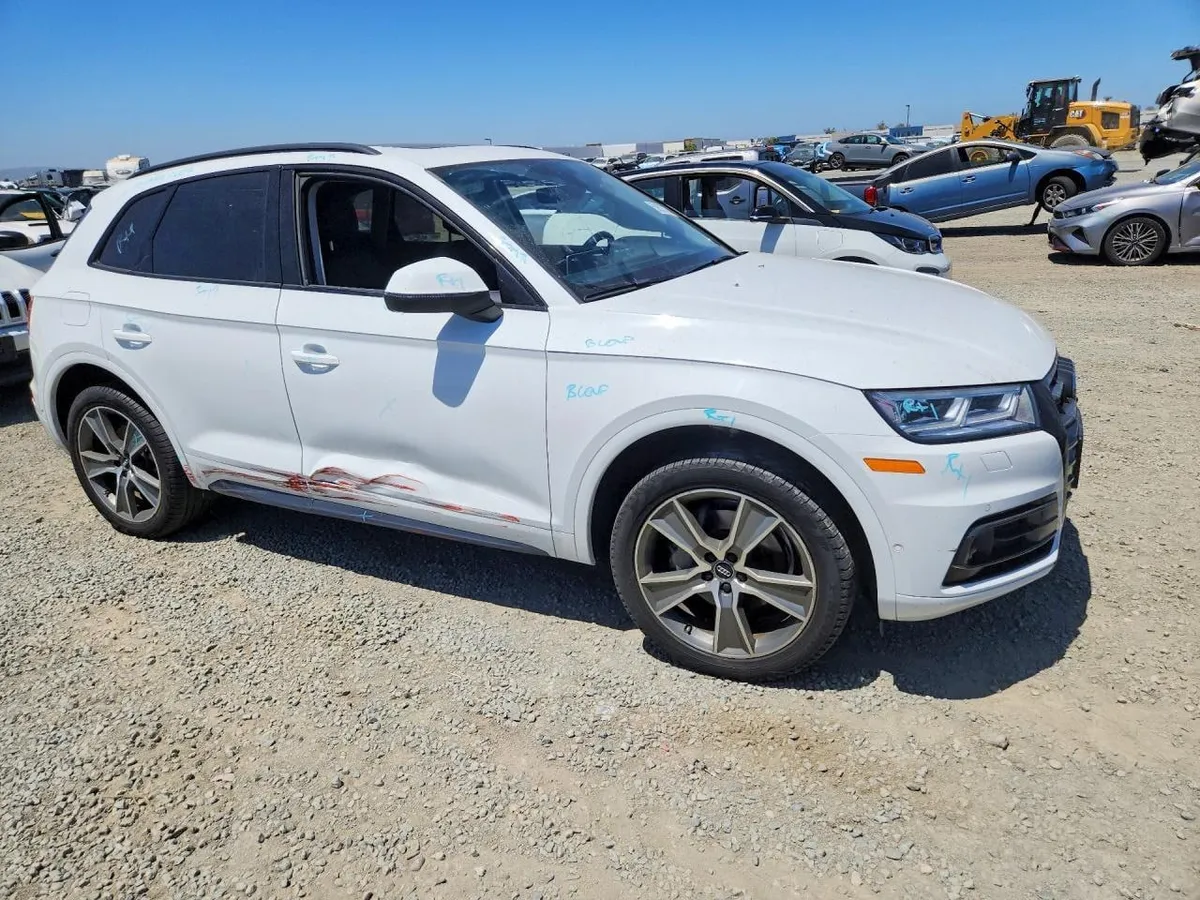 AUDI Q5 PRESTIGE (МАКСИМАЛЬНАЯ) 2019