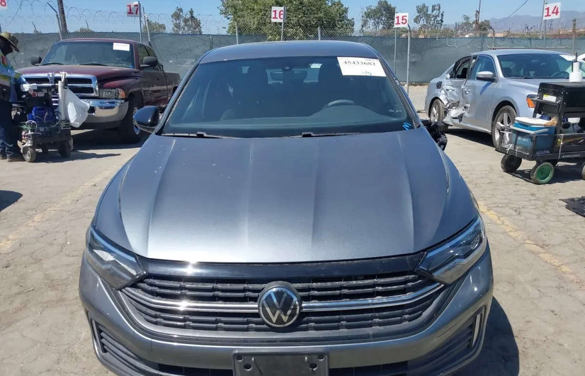 VOLKSWAGEN JETTA SPORT 2023