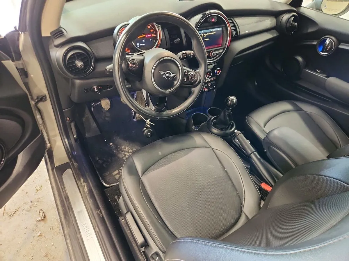 MINI 2019 2019