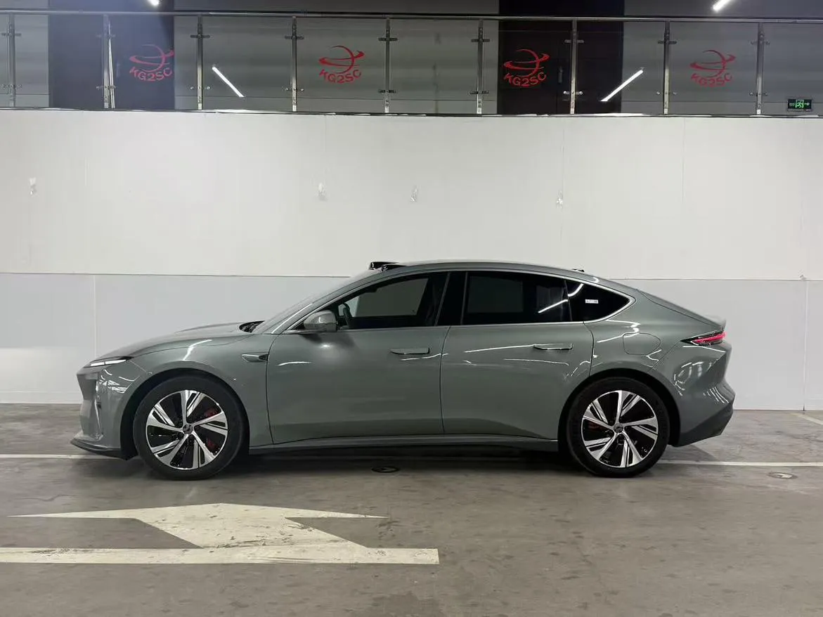 NIO ET5 2022