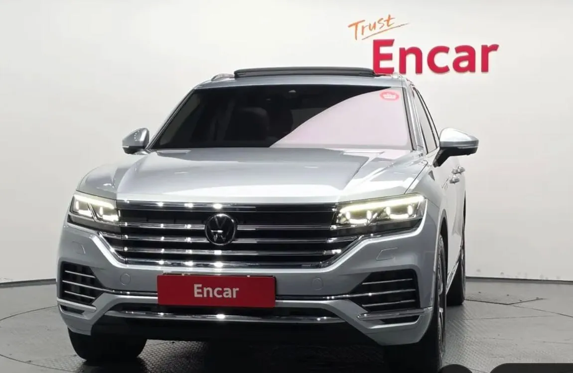 VOLKSWAGEN TOUAREG 2023