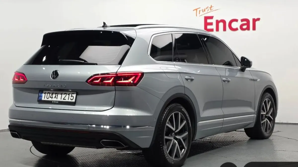 VOLKSWAGEN TOUAREG 2023