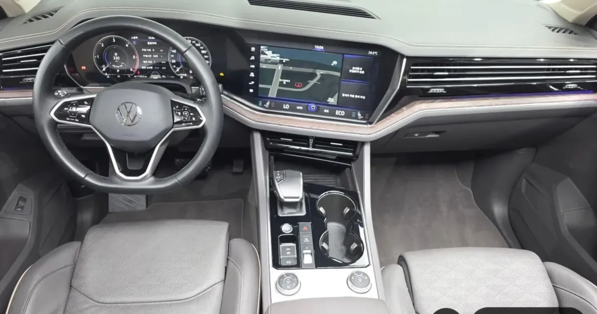 VOLKSWAGEN TOUAREG 2023