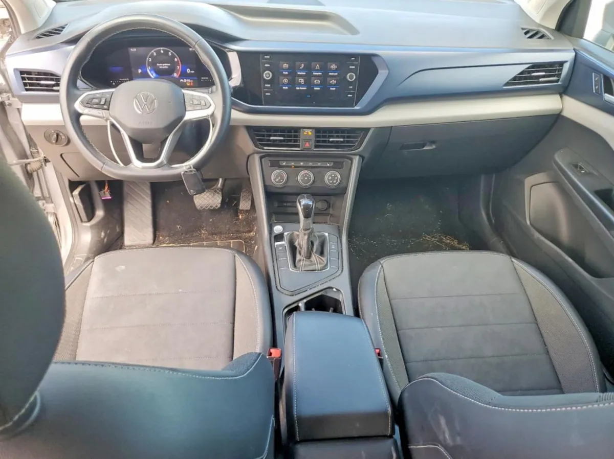 VOLKSWAGEN TAOS SE 2022