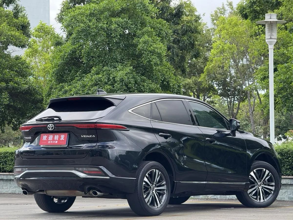 VOLKSWAGEN VENZA PREMIUM 2022