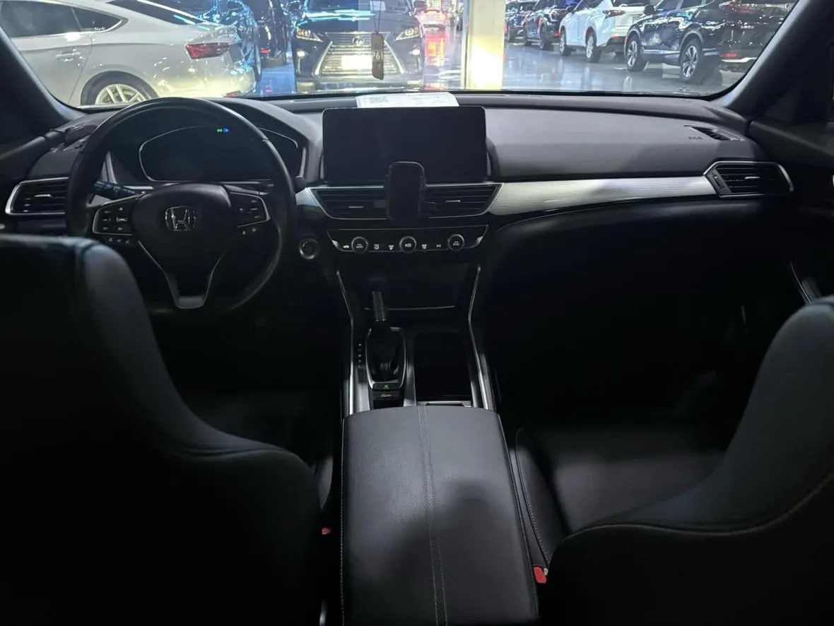 HONDA ACCORD PREMIUM 2022