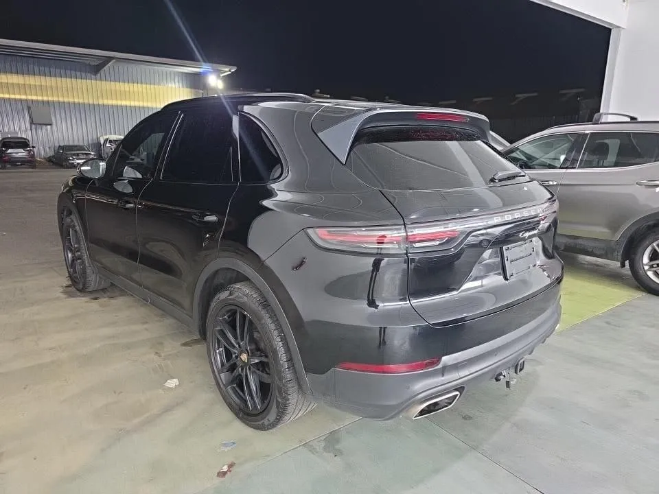 PORSCHE CAYENNE 2019