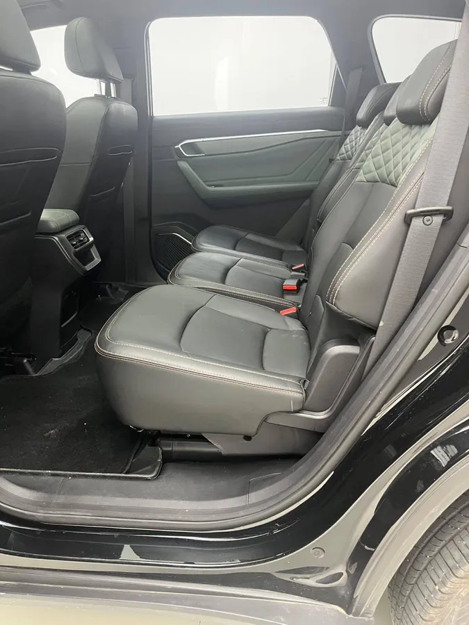 GEELY OKAVANGO PREMIUM EDITION 2023