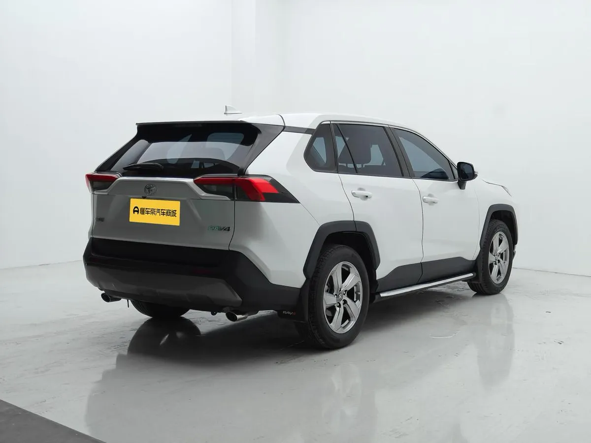 TOYOTA RAV4 FASHION PLUS EDITION 2022