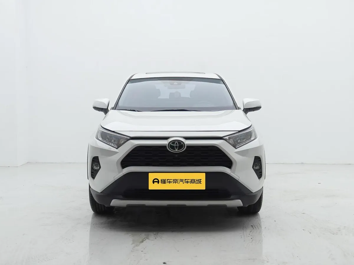 TOYOTA RAV4 FASHION PLUS EDITION 2022