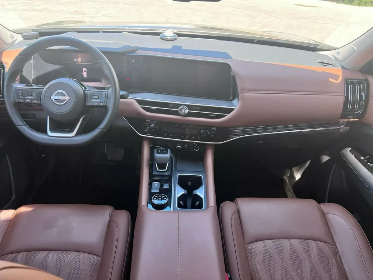 NISSAN PATHFINDER 2024