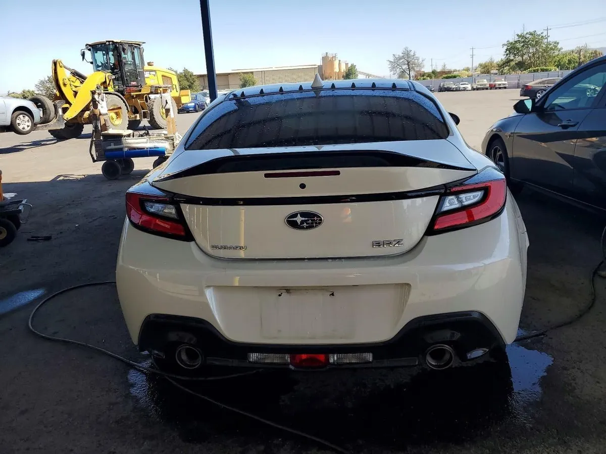 SUBARU BRZ LIMITED 2024
