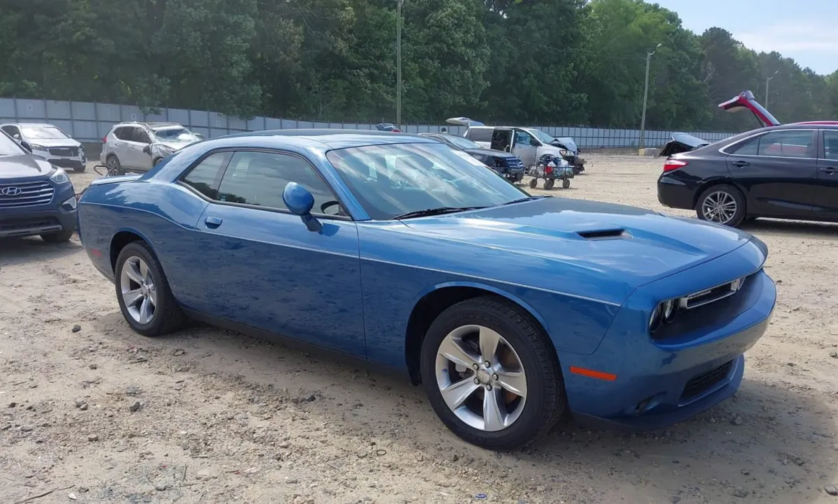 DODGE CHALLENGER SXT 2022