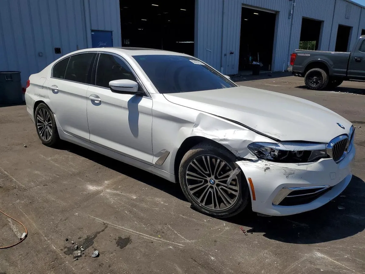 BMW 530I 2019