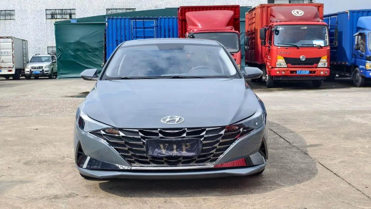 HYUNDAI ELANTRA ELITE 2022
