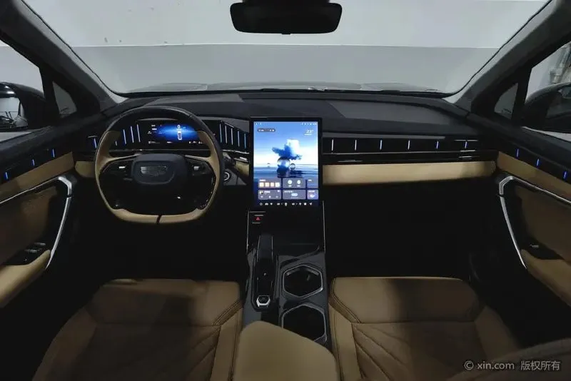 GEELY BOYUE L PREMIUM 2023