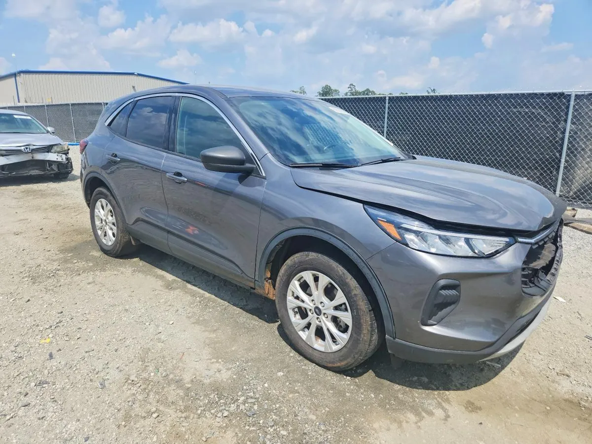 FORD ESCAPE ACTIVE 2023