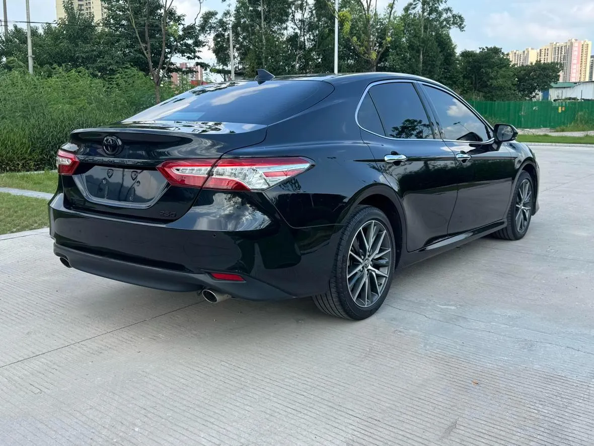 TOYOTA CAMRY LUXURY EDITION 2023