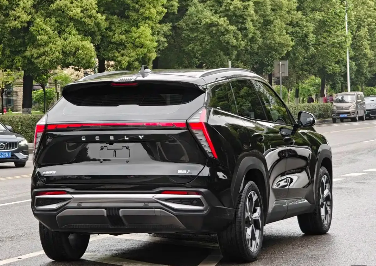 GEELY BOYUE L PREMIUM 2023