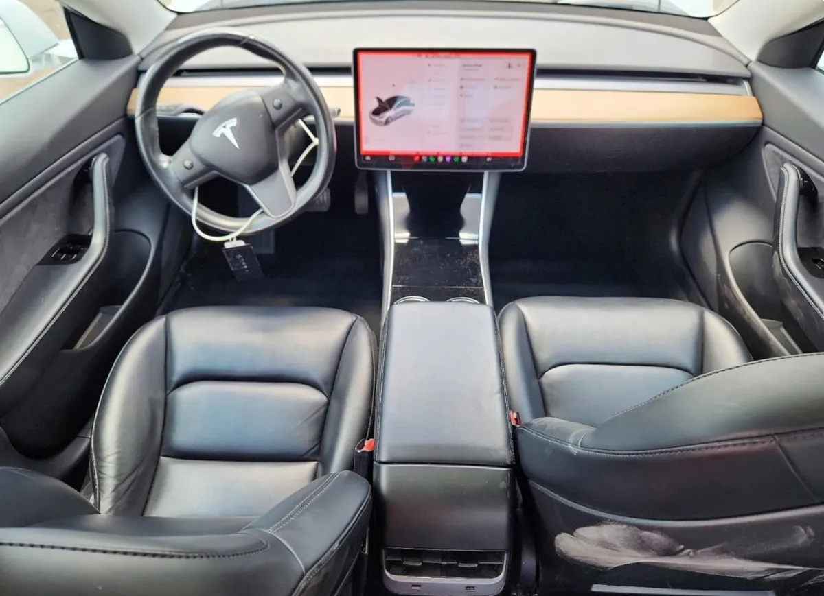 TESLA MODEL 3 2018
