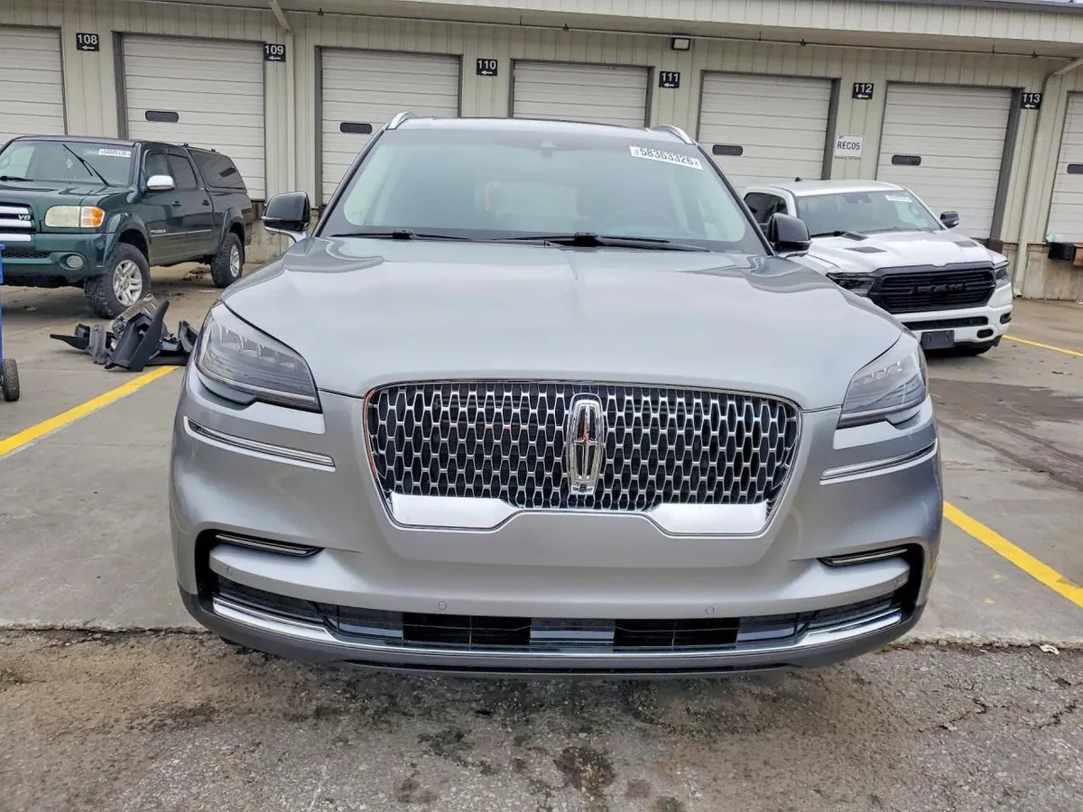 LINCOLN AVIATOR RESERVE 2023