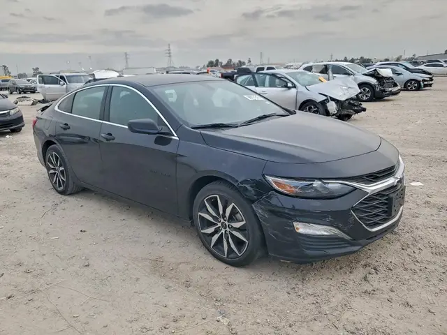 CHEVROLET MALIBU RS 2022