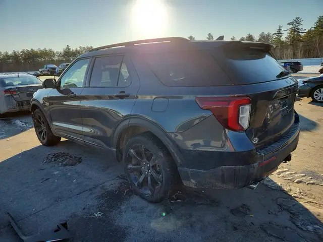 FORD EXPLORER ST-LINE 2023