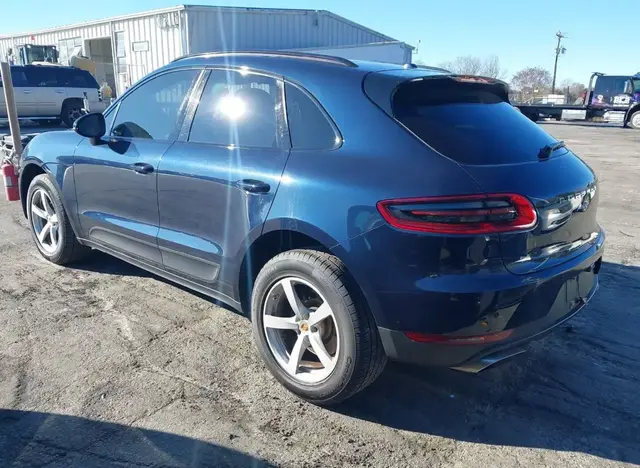 PORSCHE MACAN 2018