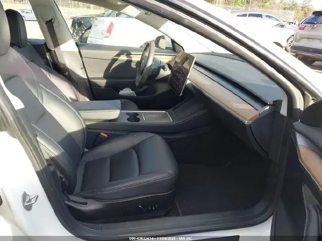 TESLA MODEL 3 PERFORMANCE DUAL 2023