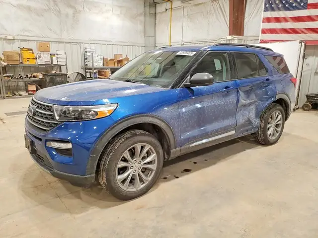FORD EXPLORER XLT 2022