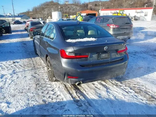 BMW 3 SERIES 330E 2022